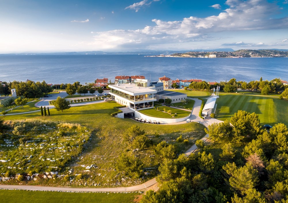 Kempinski Hotel Adriatic Golf Club house